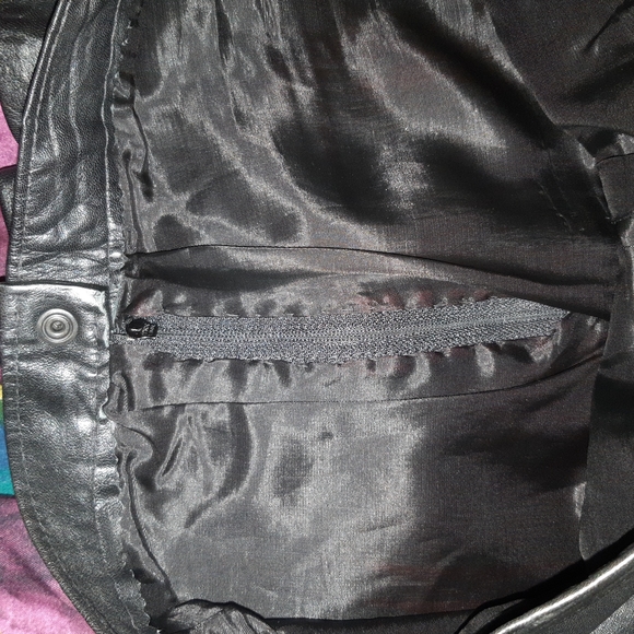 VINTAGE Leather Midi Skirt - Picture 8 of 12